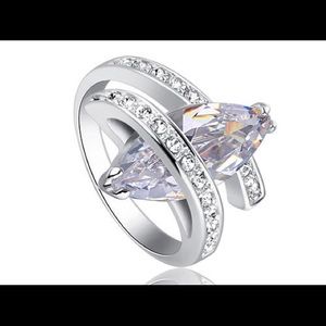 Gorgeous Marquise CZ Sterling Silver Ring Size 6
